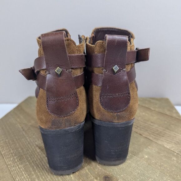 Sam Edelman Hannah Chelsea Boots Suede Belted Ankle Booties Size 7 | 2.5” Heel - Picture 8 of 10